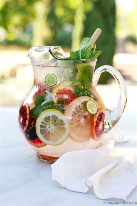 Detox Water Recipes for Weight Loss and Flat Belly