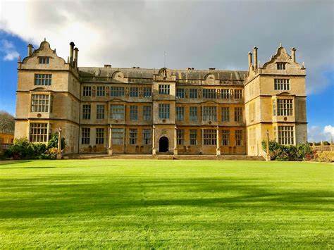 Visiting the Montacute House in Somerset, England | See Nic Wander