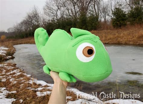 Free Pattern - Pascal Plush Chameleon - Emerald Castle Designs