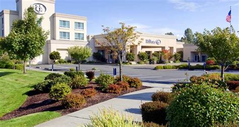 Hilton Seattle Airport & Conference Center Parking (SEA) Seattle ...