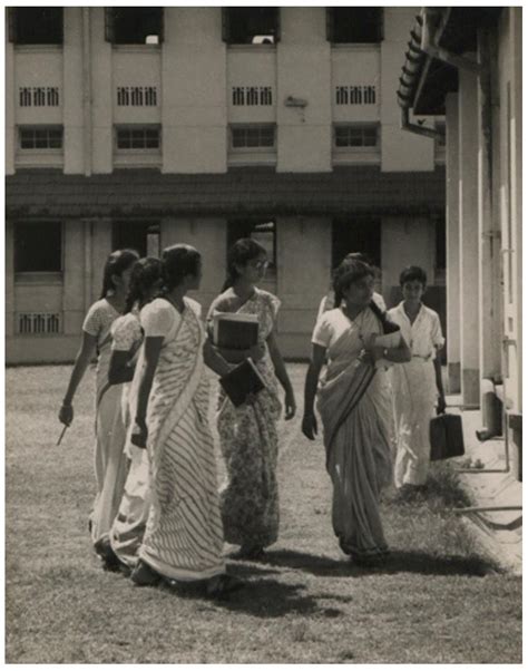 Students of the University of Colombo - c.1947 : r/srilanka