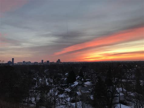 Grand Rapids skyline during sunrise : r/Michigan