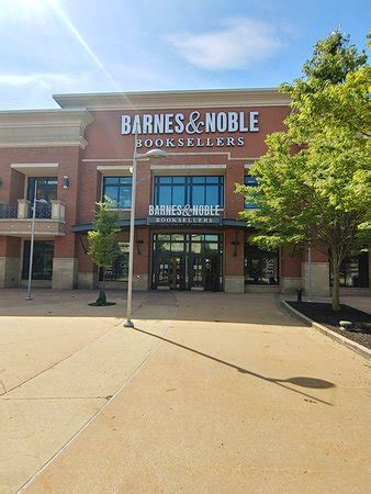 BARNES & NOBLE, Lake Grove - Restaurant Reviews, Photos & Phone Number ...