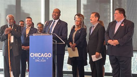 Chicago Makes Its Pitch to Host 2024 Democratic National Convention ...