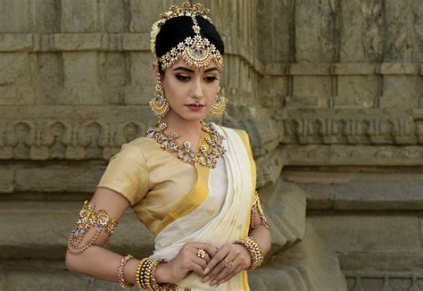 Top 10 Traditional Indian Fashion Accessories