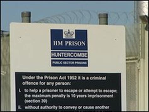 Apology over Huntercombe Young Offenders unit closure - BBC News