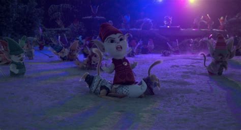 Behind the VFX of 'The Christmas Chronicles 2' - befores & afters