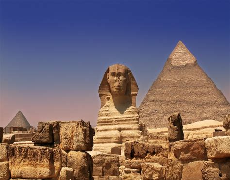 POPULAR HISTORICAL MONUMENTS IN AFRICA - TOP 10 - visitafrik