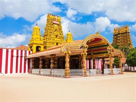 Nallur Kandaswamy Temple (Nallur Kovil) | Things To Do in Sri Lanka