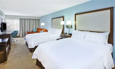 Gaylord Hotel Rooms at Hampton Inn