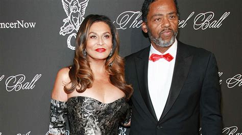 Beyonce’s mum Tina Knowles files for divorce from second husband ...