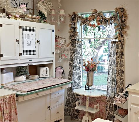 Penny's Vintage Home: Toile Curtains for the Kitchen