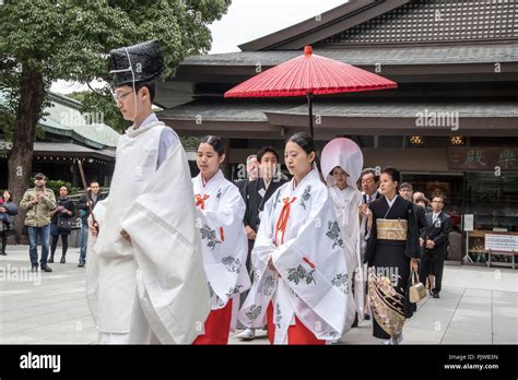 Wedding at Meiji Jingu Shrine in Tokyo Japan Stock Photo - Alamy