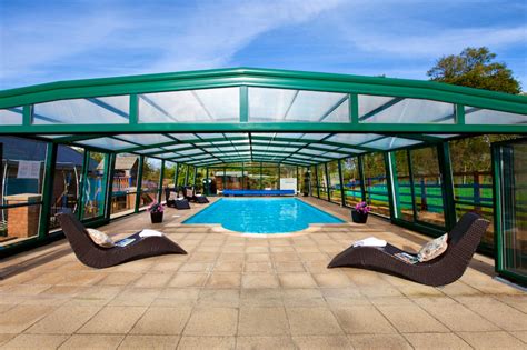 Holiday Cottages in Devon with a Swimming Pool | Holiday Ideas | Sleeps 12