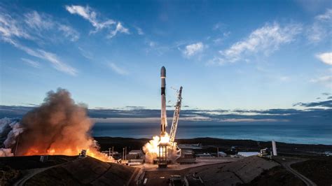 Watch the first firing of SpaceX’s new Starship Raptor rocket engine