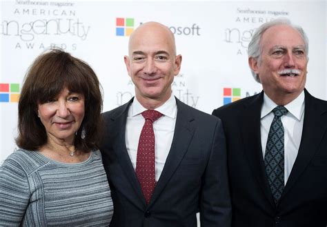 A Hidden Amazon Fortune: Bezos Parents May Be Worth Billions - Bloomberg