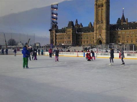 Ottawa Daily Photo: Skating On Parliament Hill