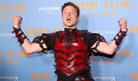 Elon Musk looks triumphant in satanic Halloween costume amid Twitter takeover backlash ...