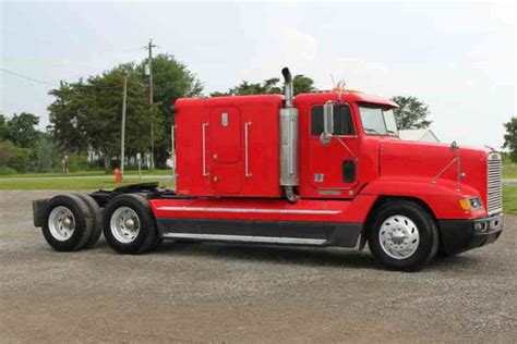 Freightliner FLD120 (1995) : Sleeper Semi Trucks