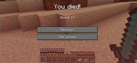 How to keep your items when dying in Minecraft