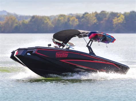 Wakeboard Boats | Houston, Conroe, Katy, TX | Wake Boat Dealer