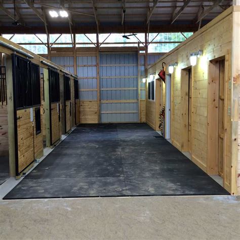 Rubber Horse Stall Mats - Custom Interlocking Horse Stall Mats