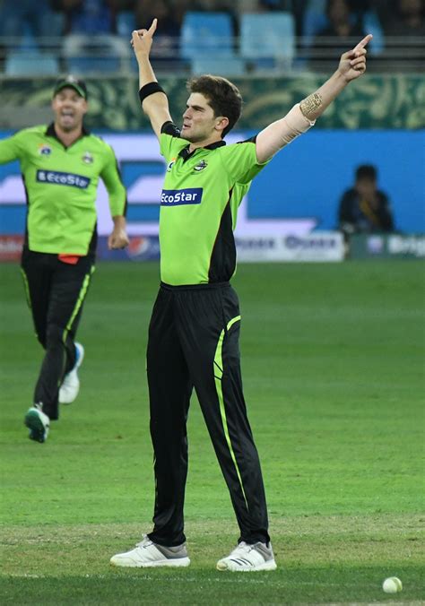 Shaheen Afridi brings out the Afridi celebration | ESPNcricinfo.com