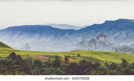 1,100 Cameroon Mountain Images, Stock Photos & Vectors | Shutterstock