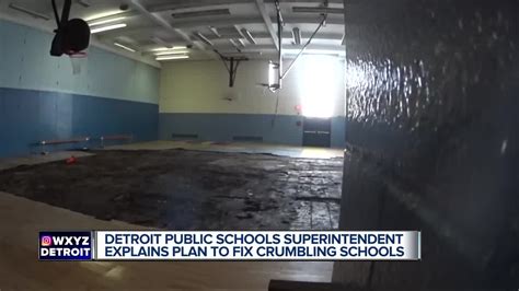 Detroit schools need hundreds of millions to fix buildings