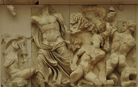 Pergamon Altar, Zeus - Livius