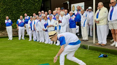 Bowls club roll out new season | abergavennychronicle.com