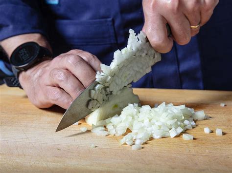 How to Slice and Dice an Onion