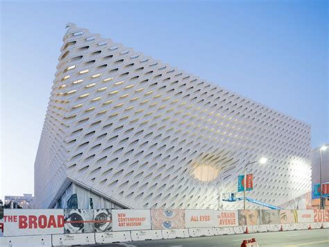 What to Know About The Broad Museum in Los Angeles - Condé Nast Traveler