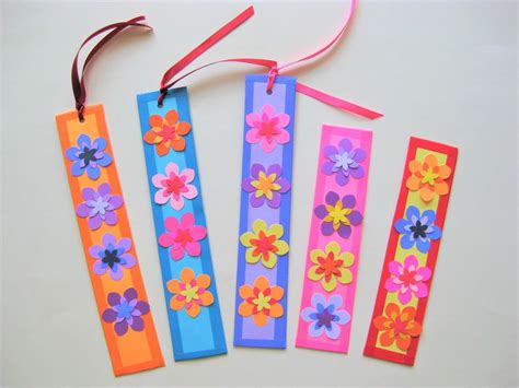 Gorgeous and Easy Paper Flower Bookmarks