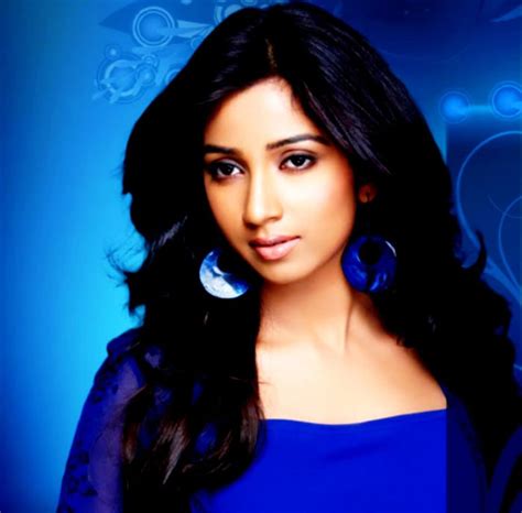 cinemaworld: Singer Shreya Ghoshal Latest Cute Stills