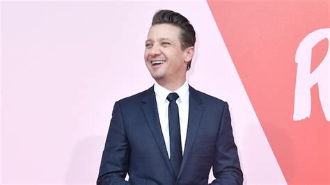 Jeremy Renner Broke Both His Arms While Filming Avengers: Infinity War - Paste