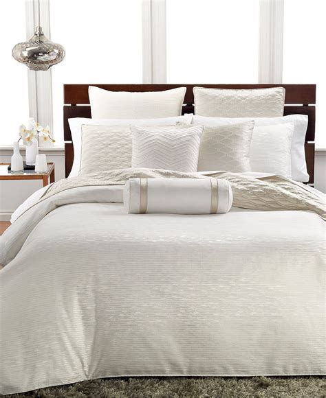 Macy's Bedding Queen Comforter at Jake Hulse blog