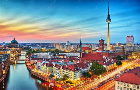 Berlin Skyline Stock-Foto | Adobe Stock