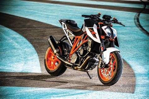 Launch Test: KTM Super Duke R - Road Rider Magazine