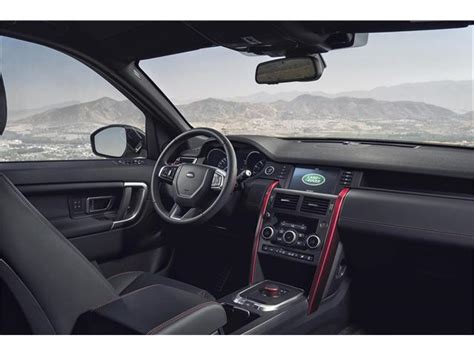 2025 Land Rover Discovery Sport: 116 Interior Photos | U.S. News