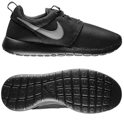 Nike Roshe One Black Kids | www.unisportstore.com