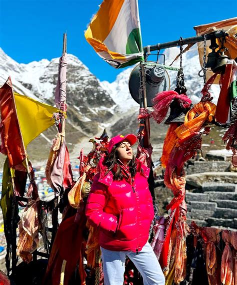 Explore Kedarnath through the eyes of Sara Ali Khan! See pics ...