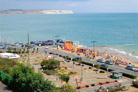 Shanklin Beach holiday accommodation from AU$ 114/night | Stayz