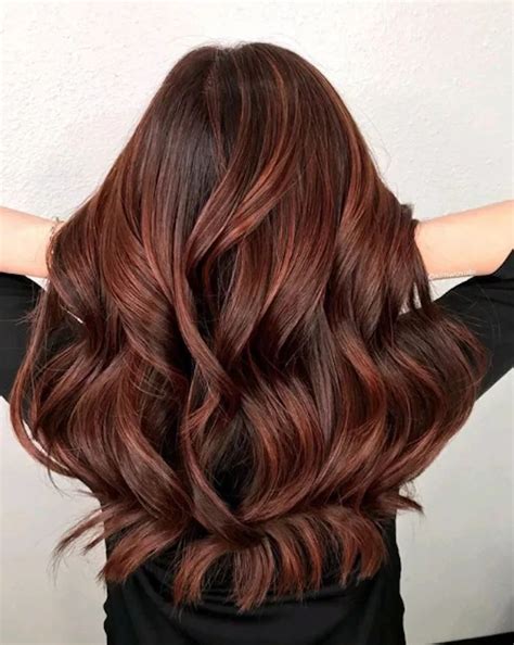 60 Examples of Highlights on Dark Brown Hair to Save Now—From Ombré to ...