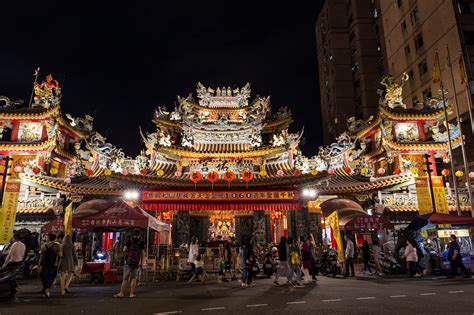 A Cultural Icon: Taiwan's Night Market | Eye on Asia