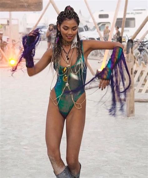 Pin by Dani on Festival | Burning man fashion, Festival outfits ...