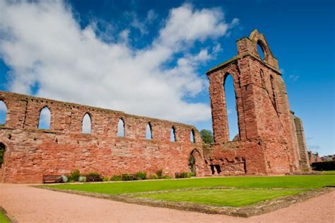 Arbroath Abbey - History, Travel, and accommodation information