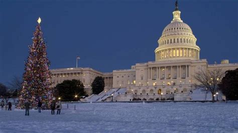 Washington DC Christmas: 17 Top Festive Things to Do