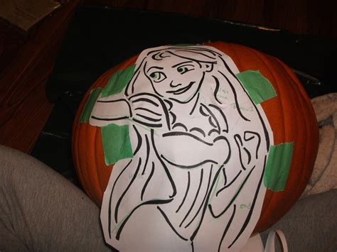 Momma Made it!: Photo Friday! Pumpkin Carving!