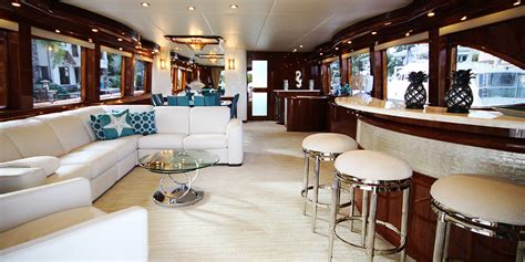 yacht-interior-design - Windows & Wall Decor